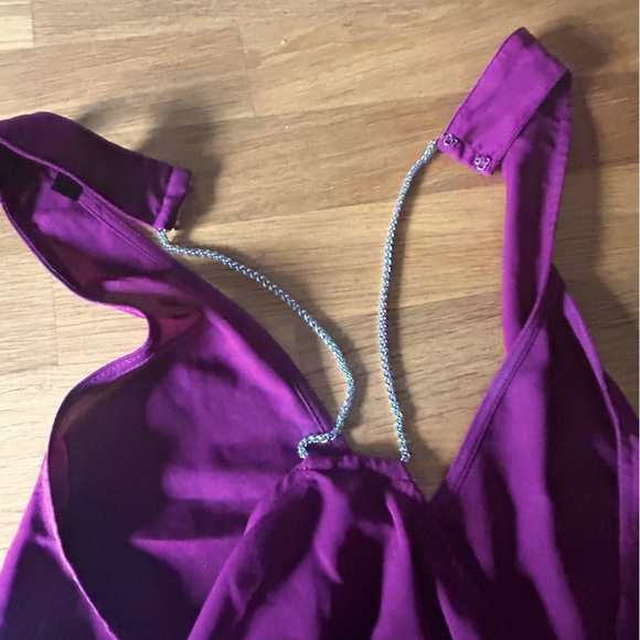 Guess Tank Sz sm - Picture 2 of 3